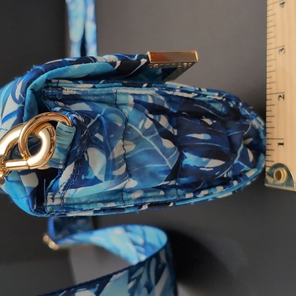 Think Royln #Lifeonthefly Blue Botanical Puffer  Crossbody Bag - Picture 3 of 11